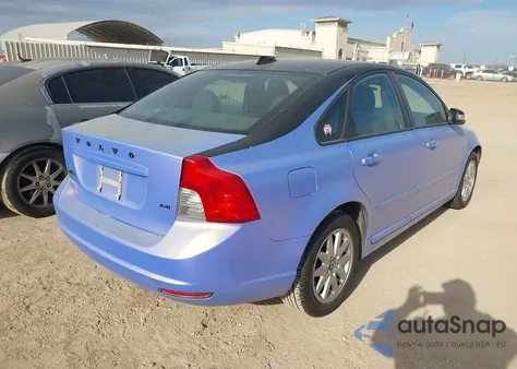 2009 Volvo S40 2.4I z USA, uszkodzony, nr VIN YV1MS382592454193